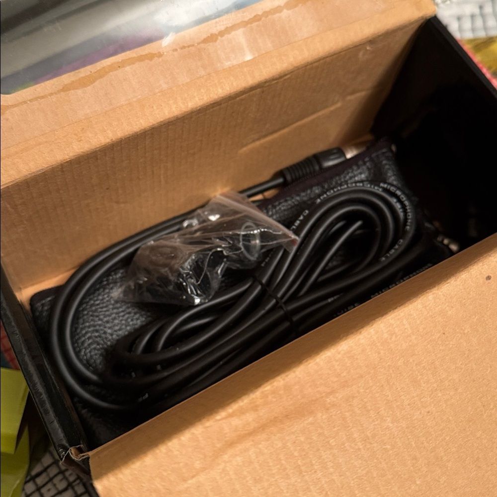 Sound Tech Pro Audio Microphone - Picture 4 of 8